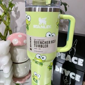 Stanley Lime Green Frog Quencher H2.0 Tumbler